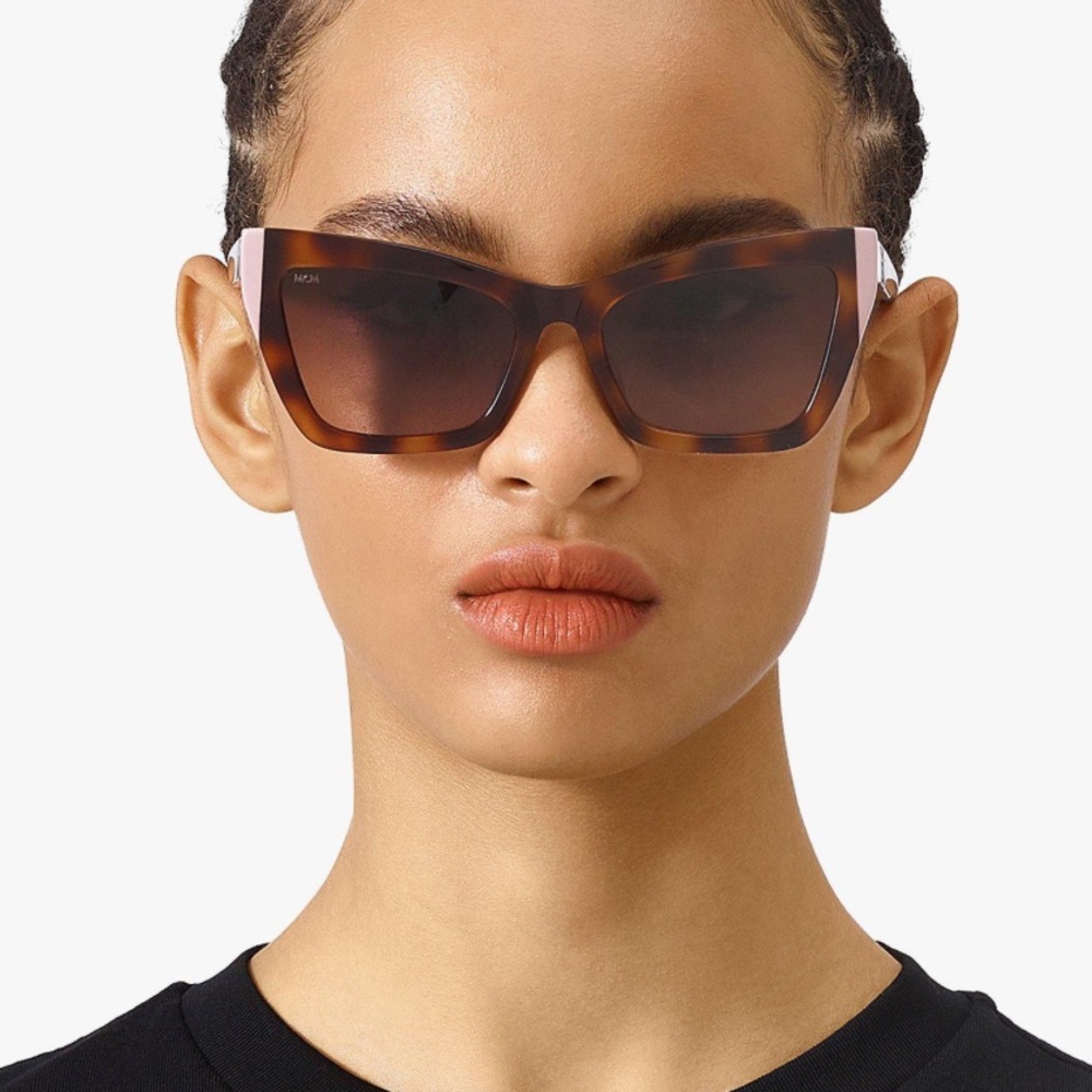 MCM Tortoiseshell & Pink Cat-Eye Sunglasses - Picture 4 of 9